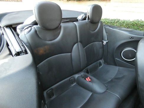 Used 2014 MINI Cooper S image 34