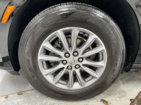 Used 2023 Buick Enclave Essence FWD image 27