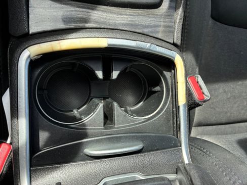 Used 2018 Chrysler 300 Touring w/ Sport Appearance Package image 33