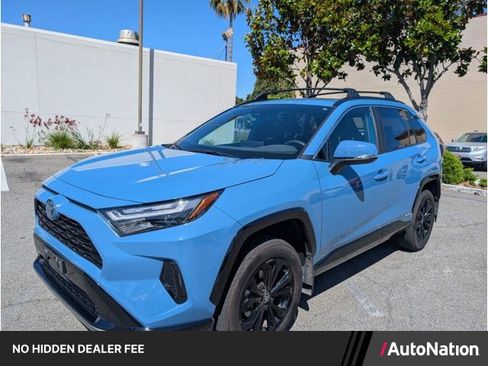Used 2023 Toyota RAV4 SE w/ Convenience Package AWD/4WD image 1