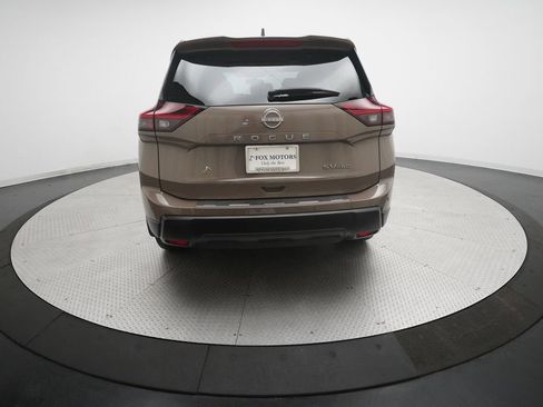 Certified 2024 Nissan Rogue SV w/ SV Premium Package image 26