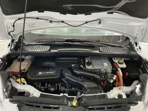 Used 2017 Ford C-MAX SE image 33