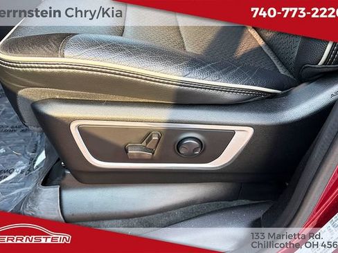 Used 2023 RAM 1500 Laramie AWD/4WD image 14