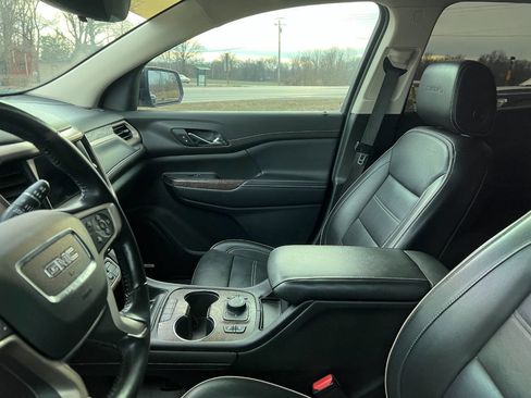 Used 2021 GMC Acadia Denali w/ Denali Ultimate Package image 11