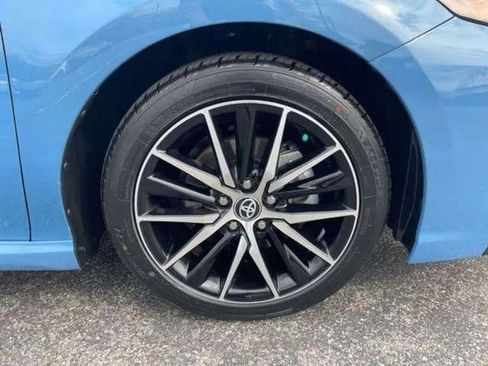 Used 2023 Toyota Camry SE image 13