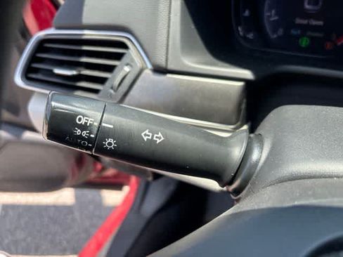 Used 2018 Honda Accord LX image 15