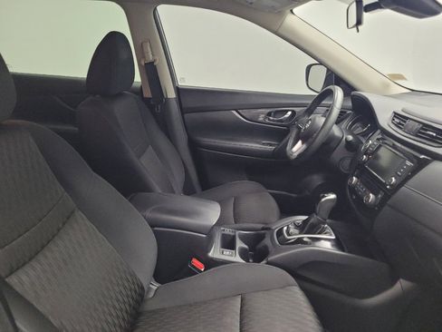 Used 2019 Nissan Rogue SV FWD image 21