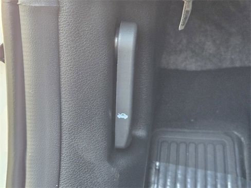 New 2026 Kia Sportage EX image 17