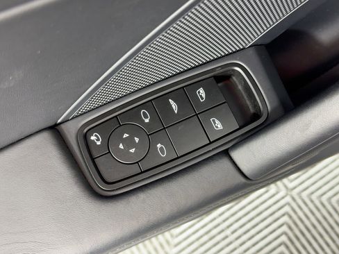 Certified 2025 Porsche 911 Carrera image 13