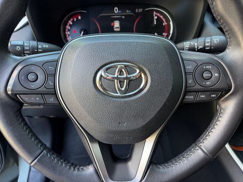 Used 2022 Toyota RAV4 Adventure AWD/4WD image 11