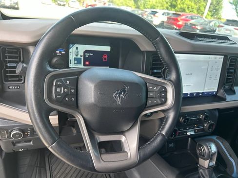 Used 2022 Ford Bronco Wildtrak AWD/4WD image 21