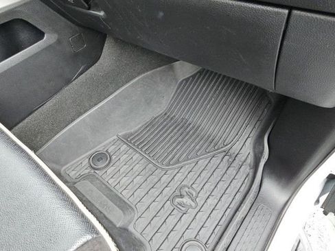 Used 2023 RAM 1500 Laramie image 31