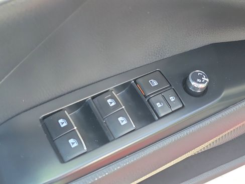 Certified 2020 Toyota Camry XSE FWD image 17