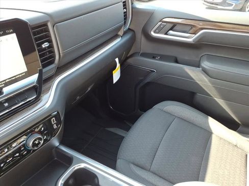 Used 2026 Chevrolet Silverado 1500 LT w/ Protection Package AWD/4WD image 34