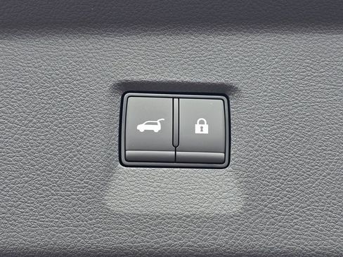 New 2026 INFINITI QX60 Luxe image 32