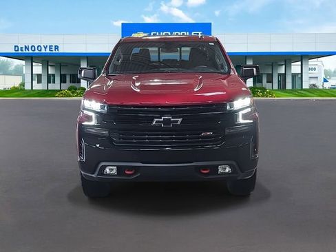 Used 2019 Chevrolet Silverado 1500 LT Trail Boss image 2