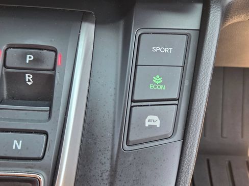 Certified 2022 Honda CR-V EX-L image 42