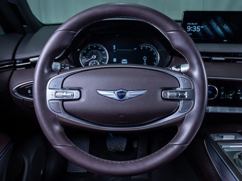 Used 2022 Genesis GV70 2.5T w/ Advanced Package image 15