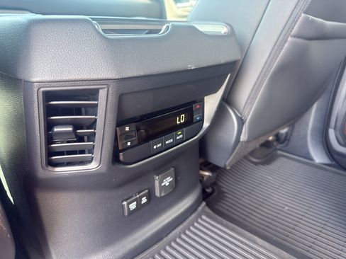 Used 2025 Toyota Sequoia Limited AWD/4WD image 11