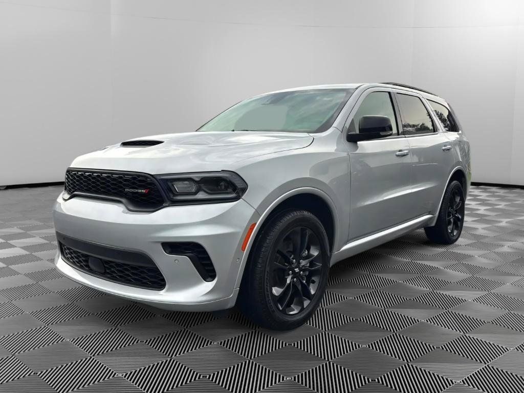 Used 2025 Dodge Durango GT AWD/4WD image 1