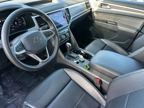 Used 2022 Volkswagen Atlas SEL image 11