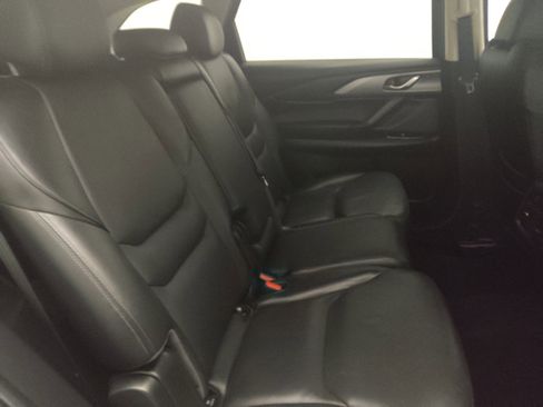 Used 2022 MAZDA CX-9 Touring image 19