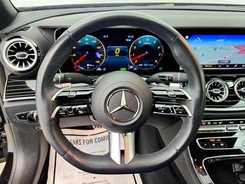 Used 2023 Mercedes-Benz E 450 Cabriolet image 12