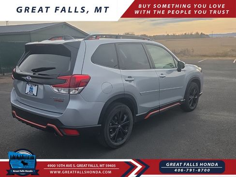 Used 2024 Subaru Forester Sport image 7