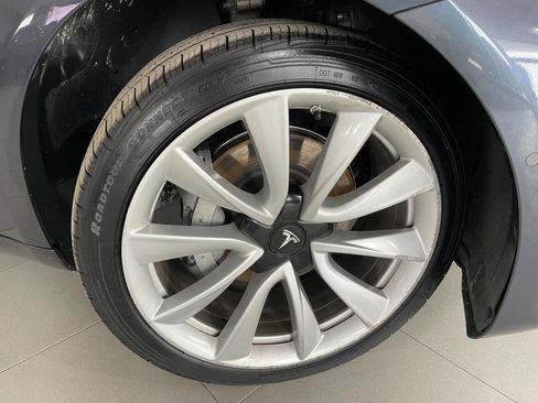 Used 2020 Tesla Model 3 Standard Range Plus image 9