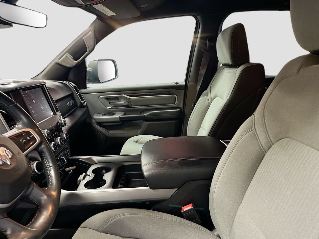 Used 2022 RAM 1500 Big Horn AWD/4WD image 23