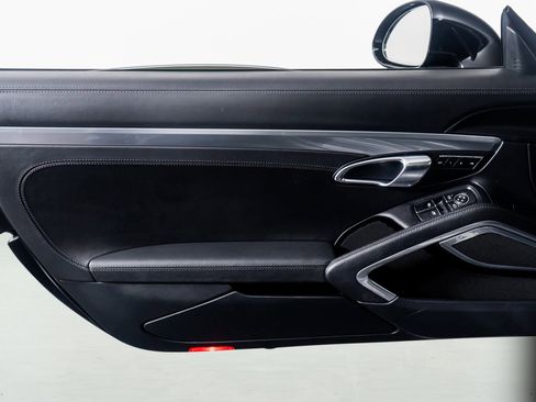 Used 2019 Porsche 911 Turbo w/ Light Design Package image 44