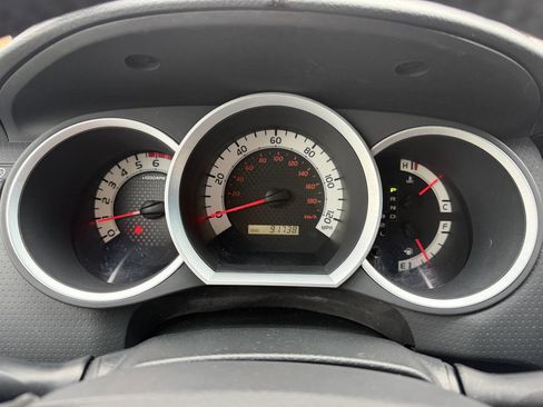 Used 2015 Toyota Tacoma Base 4x2 4dr Access Cab 6.1 ft w/ Convenience Package image 27