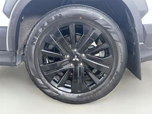 Used 2024 Mitsubishi Outlander Sport Trail Edition image 17