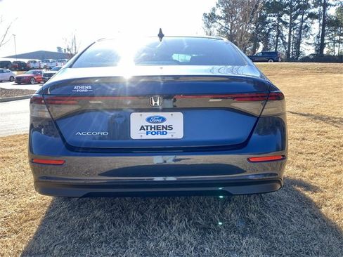 Used 2024 Honda Accord EX image 4