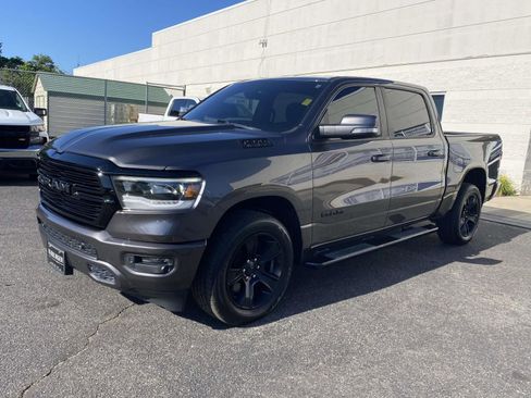 Used 2020 RAM 1500 Big Horn AWD/4WD image 3