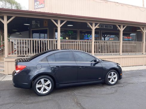 Used 2014 Chevrolet Cruze LT w/ RS Package image 6