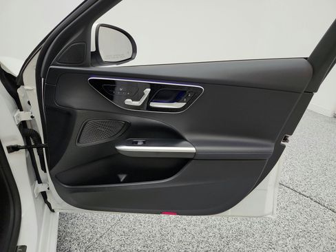 Used 2022 Mercedes-Benz C 300 Sedan image 25