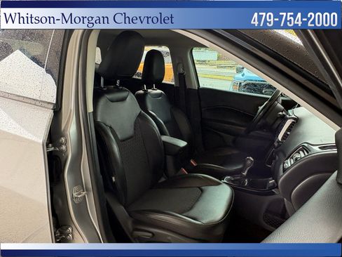 Used 2021 Jeep Compass Latitude FWD image 31