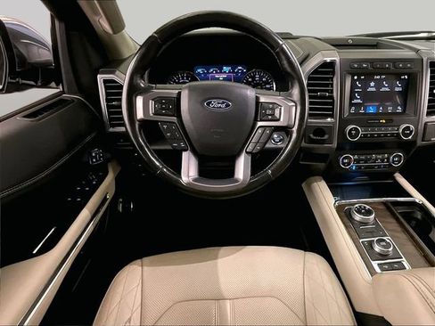 Used 2019 Ford Expedition Platinum AWD/4WD image 6