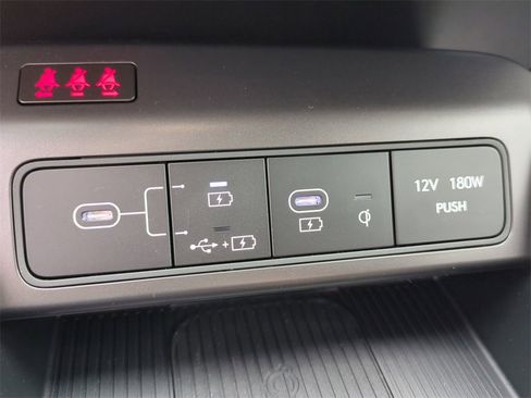 New 2026 Hyundai Kona SEL Premium image 25