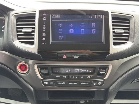 Used 2018 Honda Pilot EX image 22