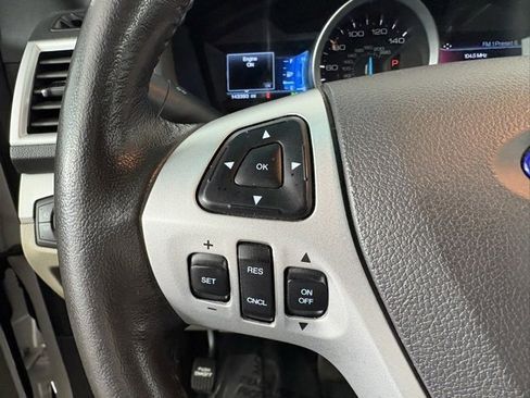 Used 2014 Ford Explorer XLT w/ Equipment Group 201A image 13