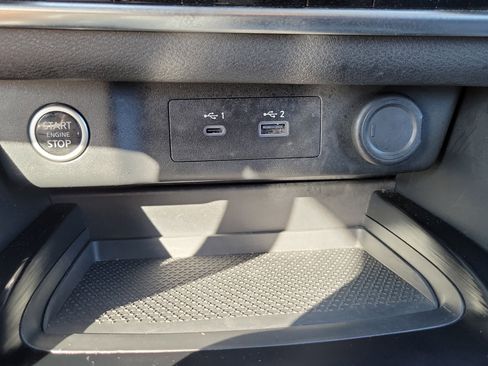 Used 2023 Nissan Rogue SV FWD image 27