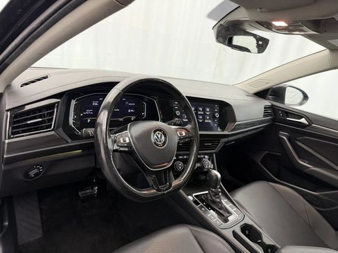 Used 2019 Volkswagen Jetta SEL FWD image 9