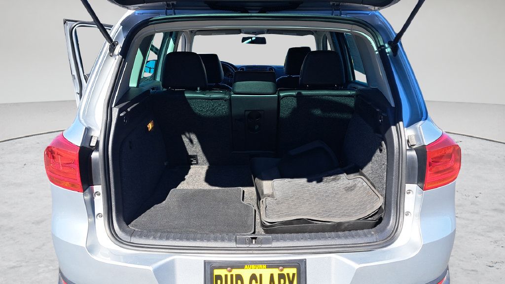 Used 2012 Volkswagen Tiguan SE AWD/4WD image 26