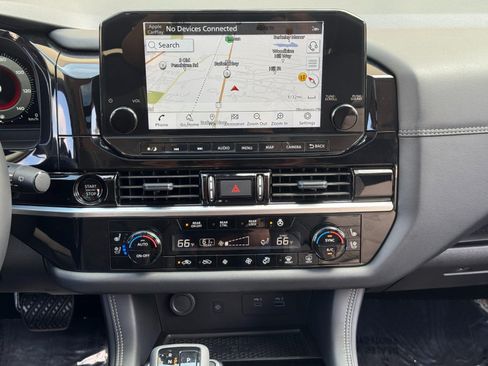 Used 2025 Nissan Pathfinder Platinum AWD/4WD image 26