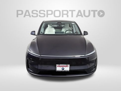 Used 2026 Tesla Model Y Long Range AWD/4WD image 10