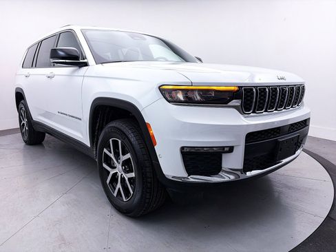 Used 2024 Jeep Grand Cherokee L Limited w/ Luxury Tech Group II image 10