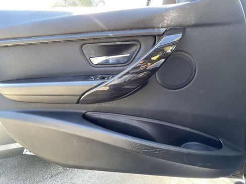 Used 2016 BMW 320i Sedan image 13