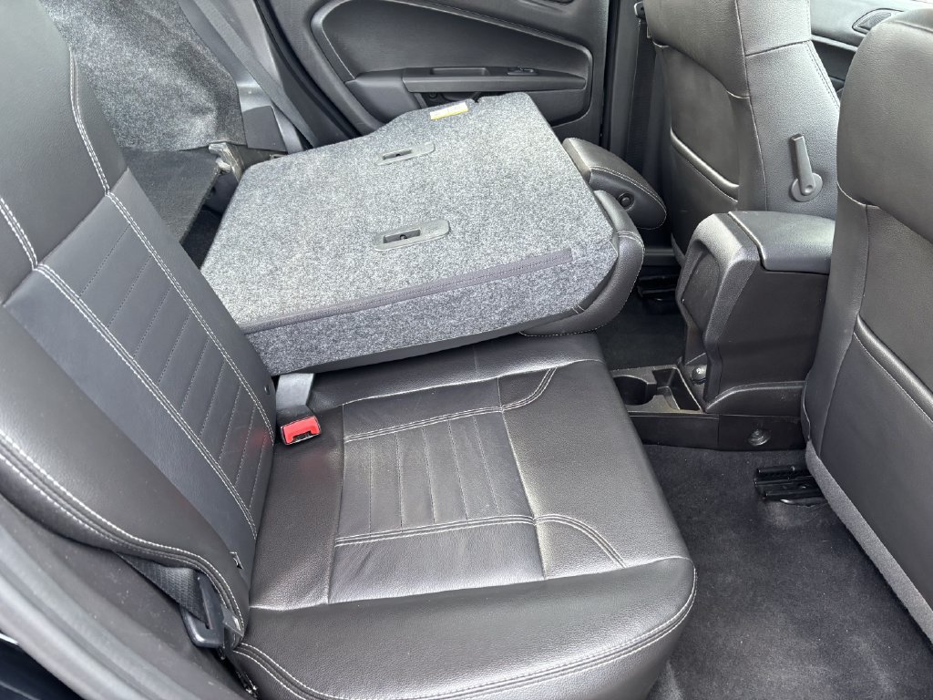 Used 2017 Ford Fiesta Titanium FWD image 28